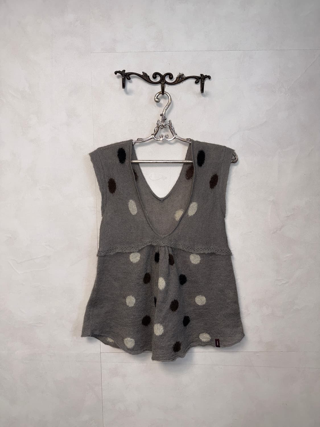 Gray dot shirring flare knit vest 상품이미지1