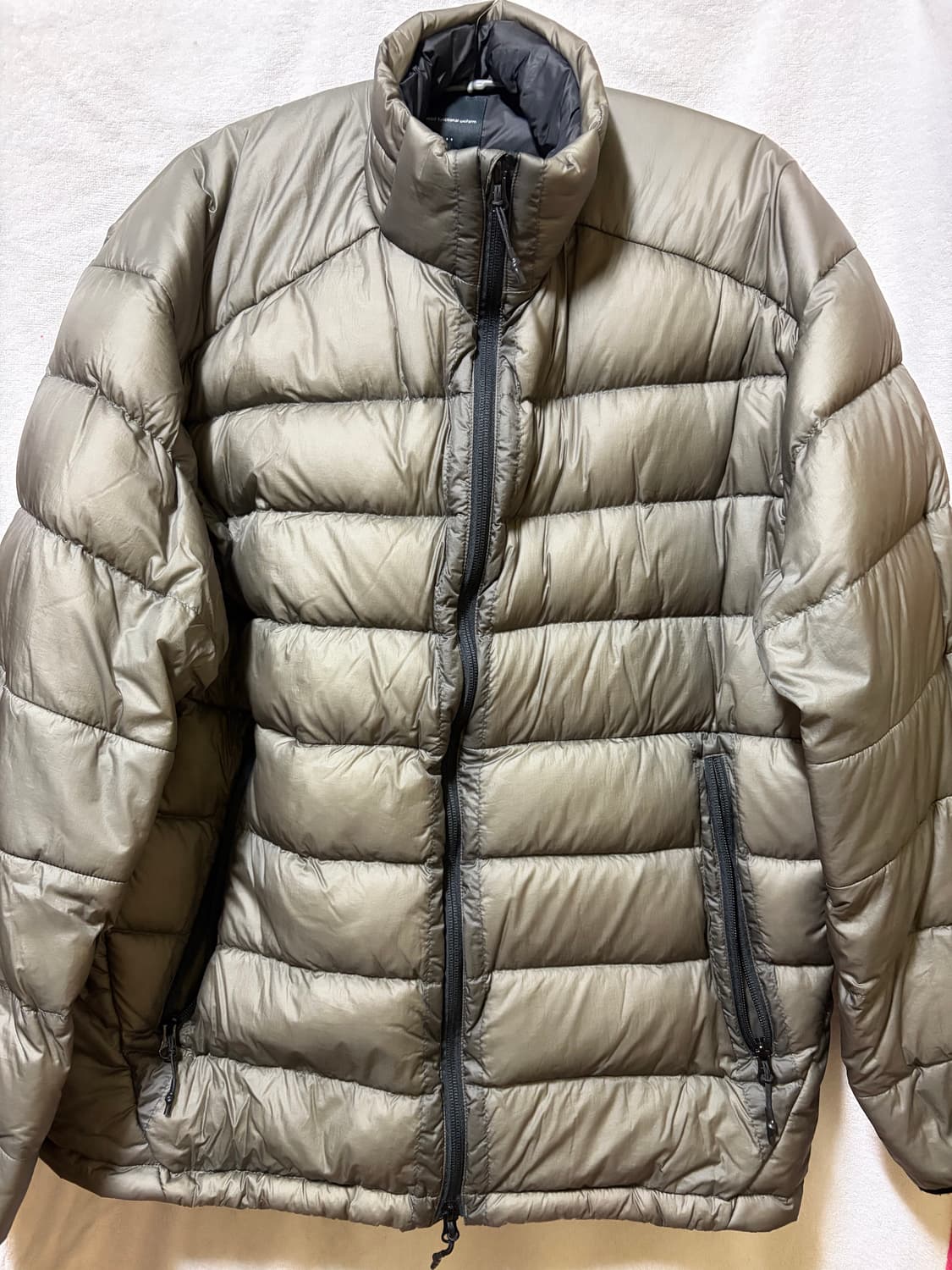 모이프 헬리움 다운자켓 시어올리브 2사이즈 상품이미지1