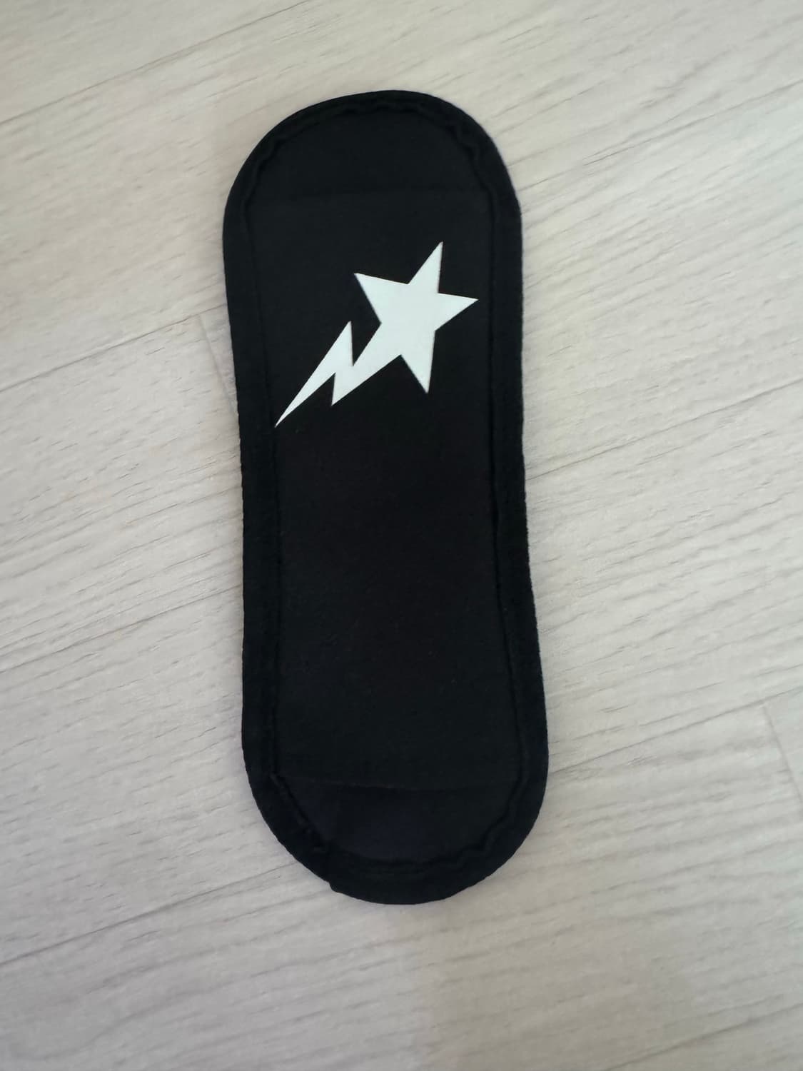 아디다스 x 베이프 더플백 상품이미지6