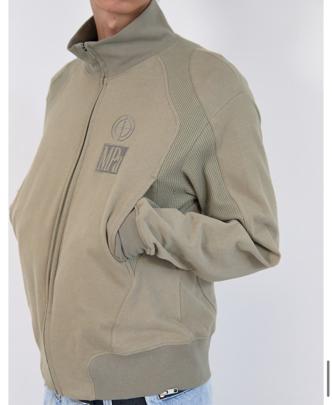 플라스틱 프로덕트 집업 상품이미지1