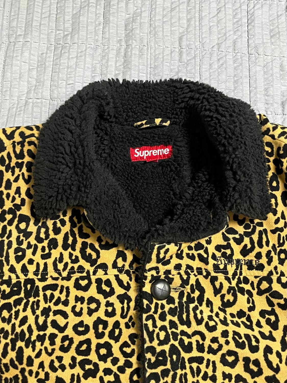 [24fw] Supreme 슈프림 레오파드 플리스 워크 자켓 M 상품이미지4