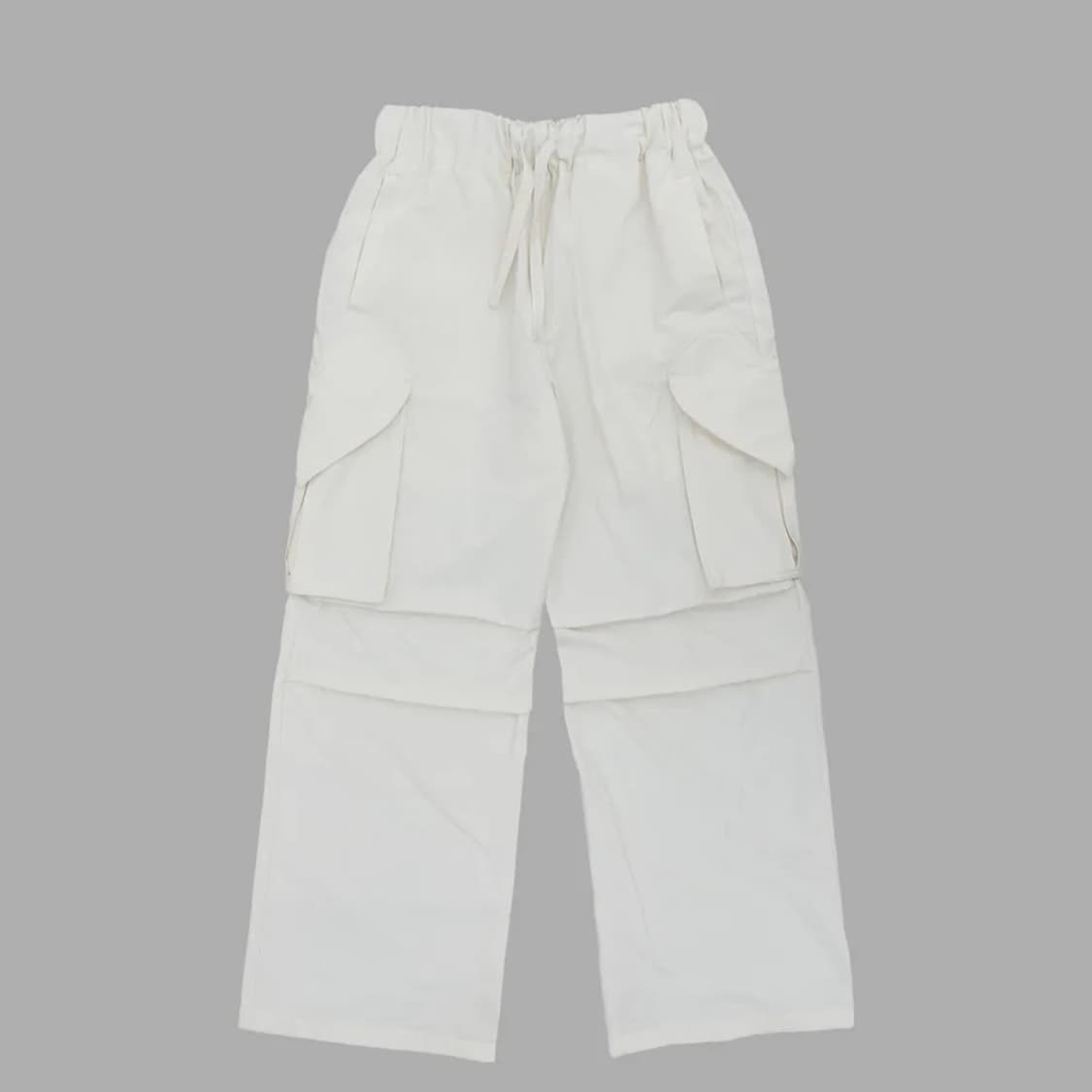더뮤지엄비지터 HEART CARGO COTTON PANTS - IVORY 상품이미지1