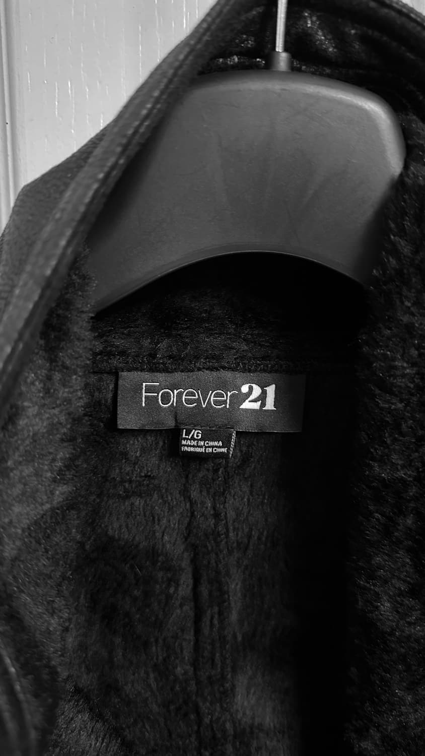 Forever 21 Cropped Shearling Jacket 상품이미지5