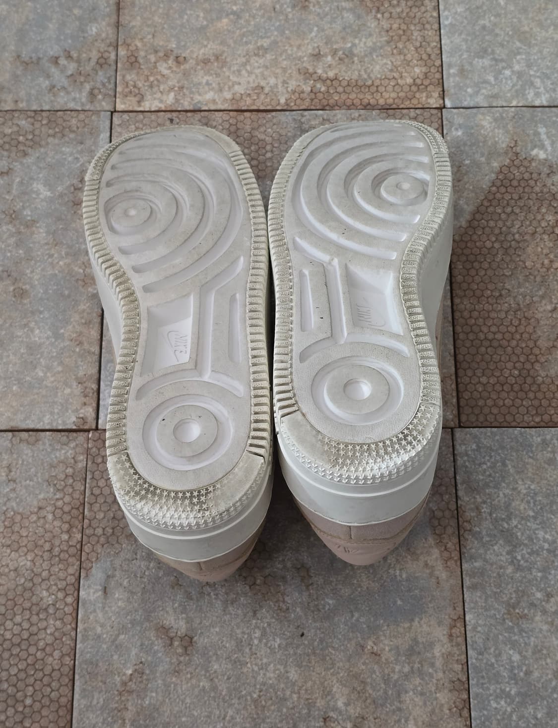 (245)나이키 에어포스 1 세이지 로우 파티클 베이지 상품이미지9