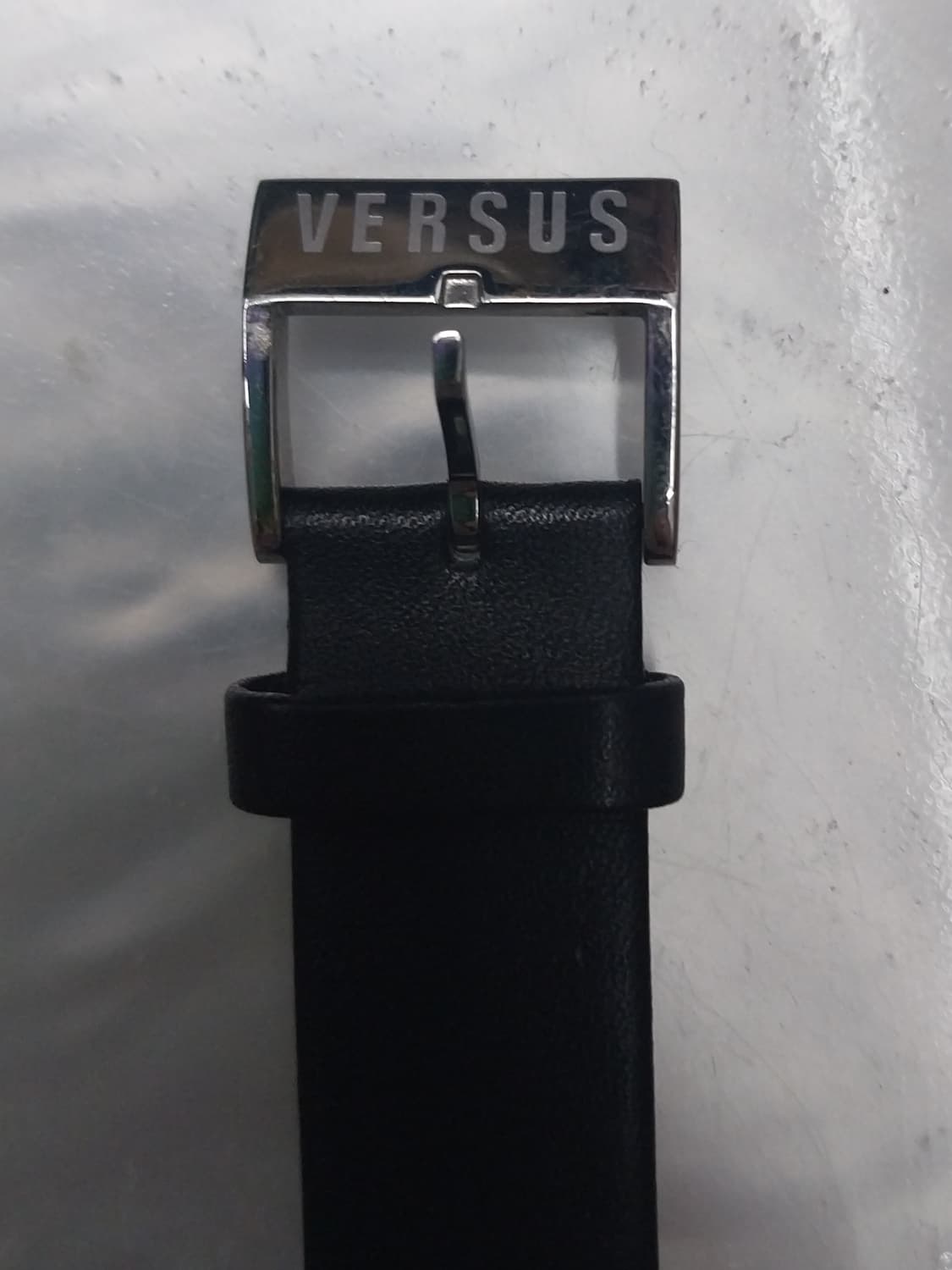 베르사체 3C7120 가죽 쿼츠시계 상품이미지5