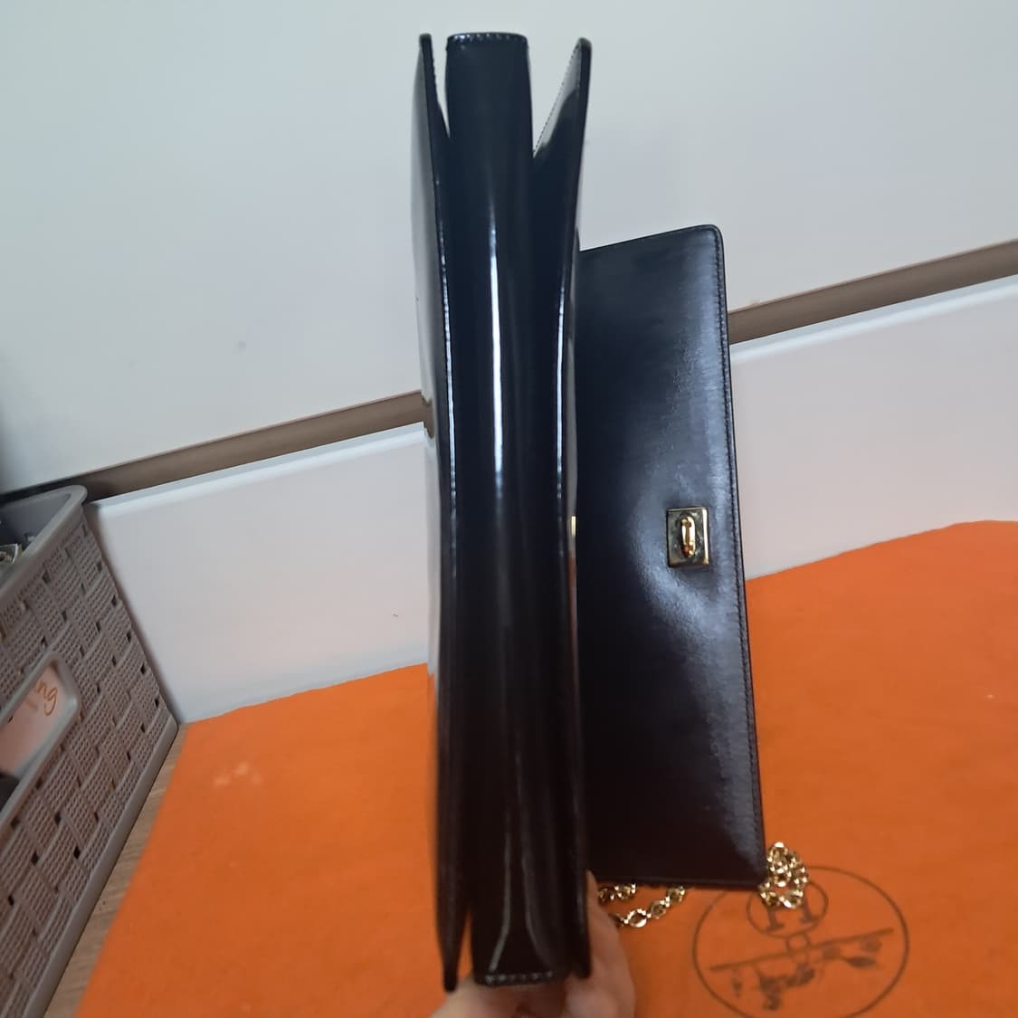 정품 페라가모 지니백 블랙 체인 미니백 가방 상품이미지3