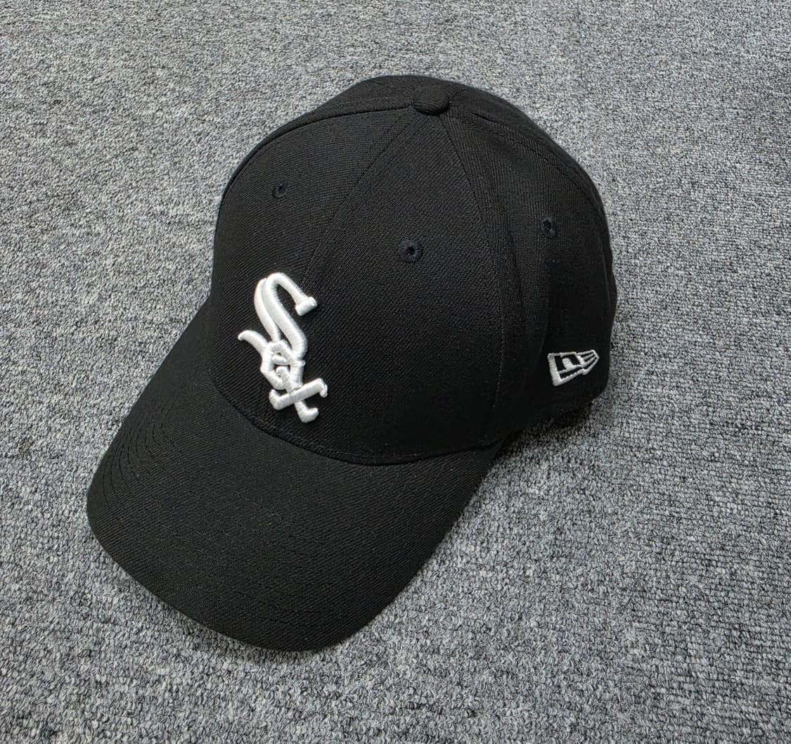 뉴에라 시카고 화이트 삭스 39THIRTY 볼캡 모자 M-L 상품이미지1
