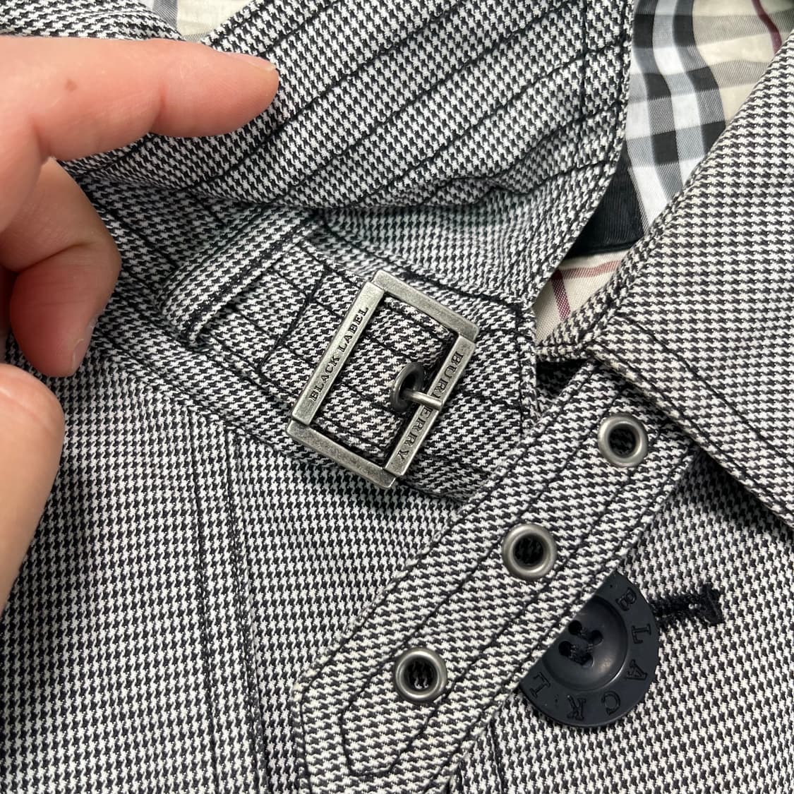 W 95 버버리 90s 블랙라벨 일본판 싱글코트 상품이미지4