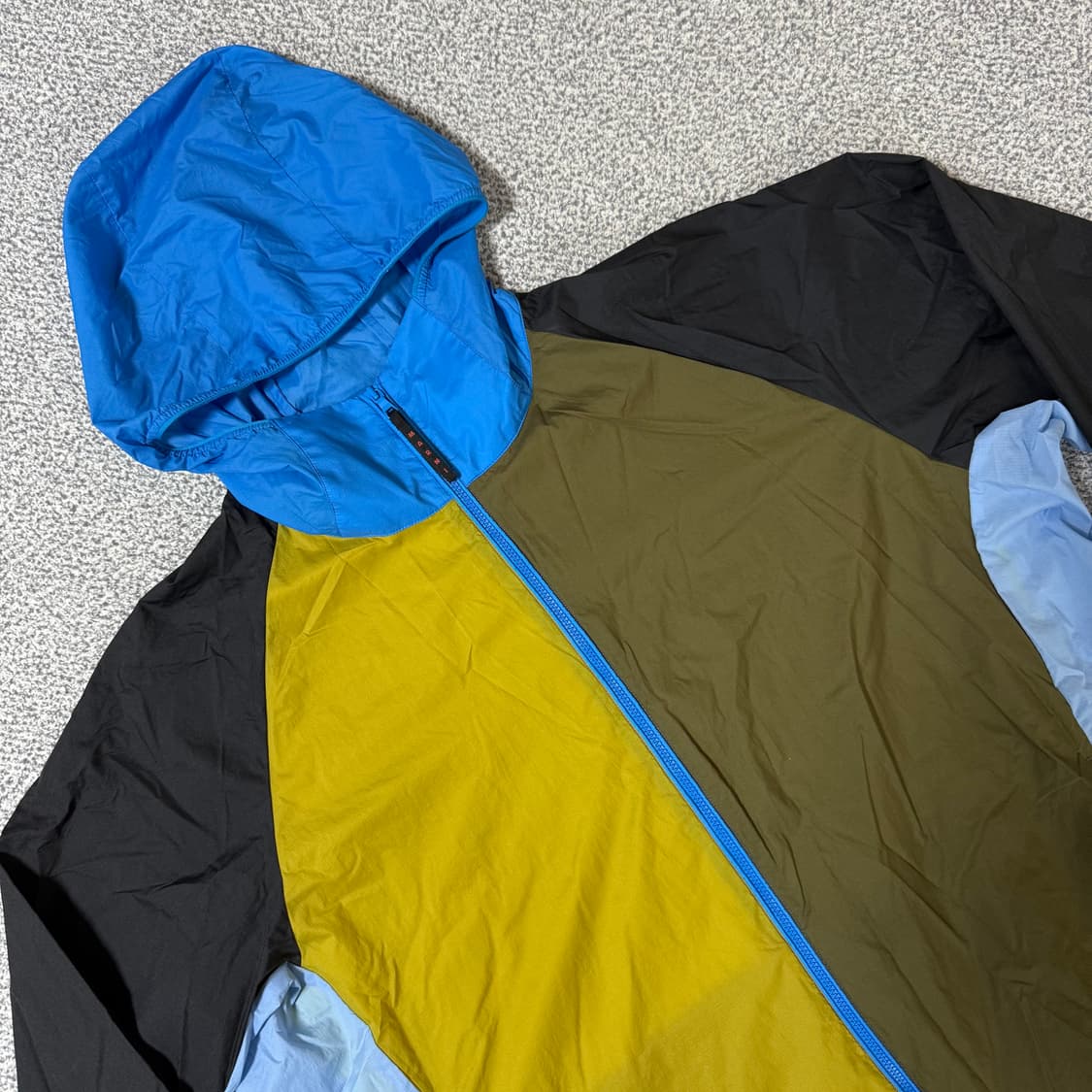 Marni 유니클로 x 마르니 바람막이 XL 상품이미지3