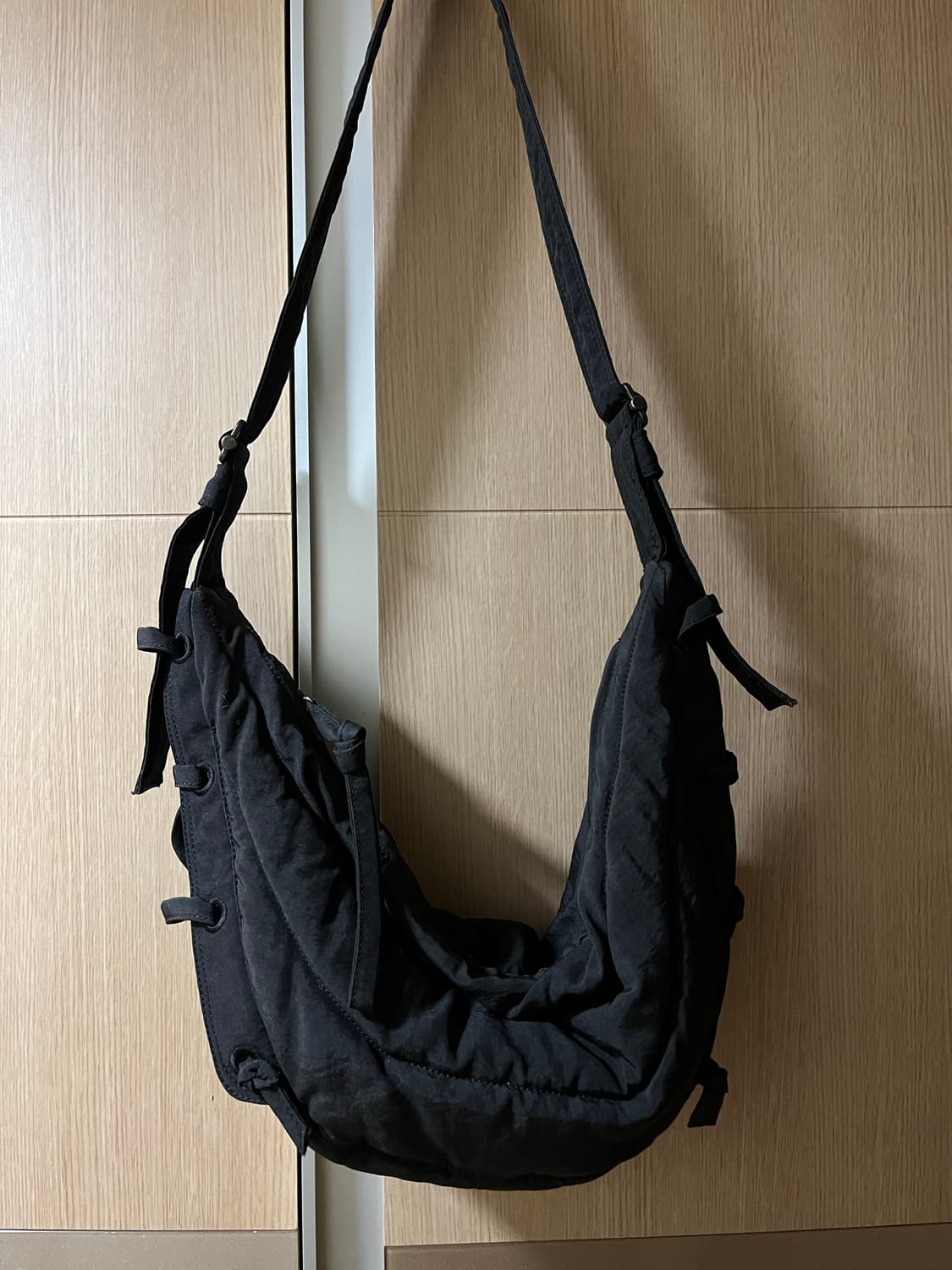 르메르 게임백 스몰 다크초코 팝니다 상품이미지5