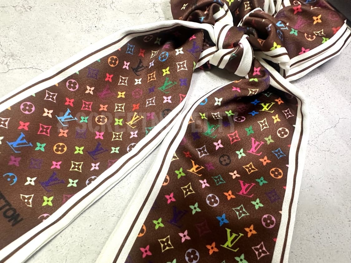 루이비통 브라운&멀티컬러 리본 헤어슈슈 상품이미지7