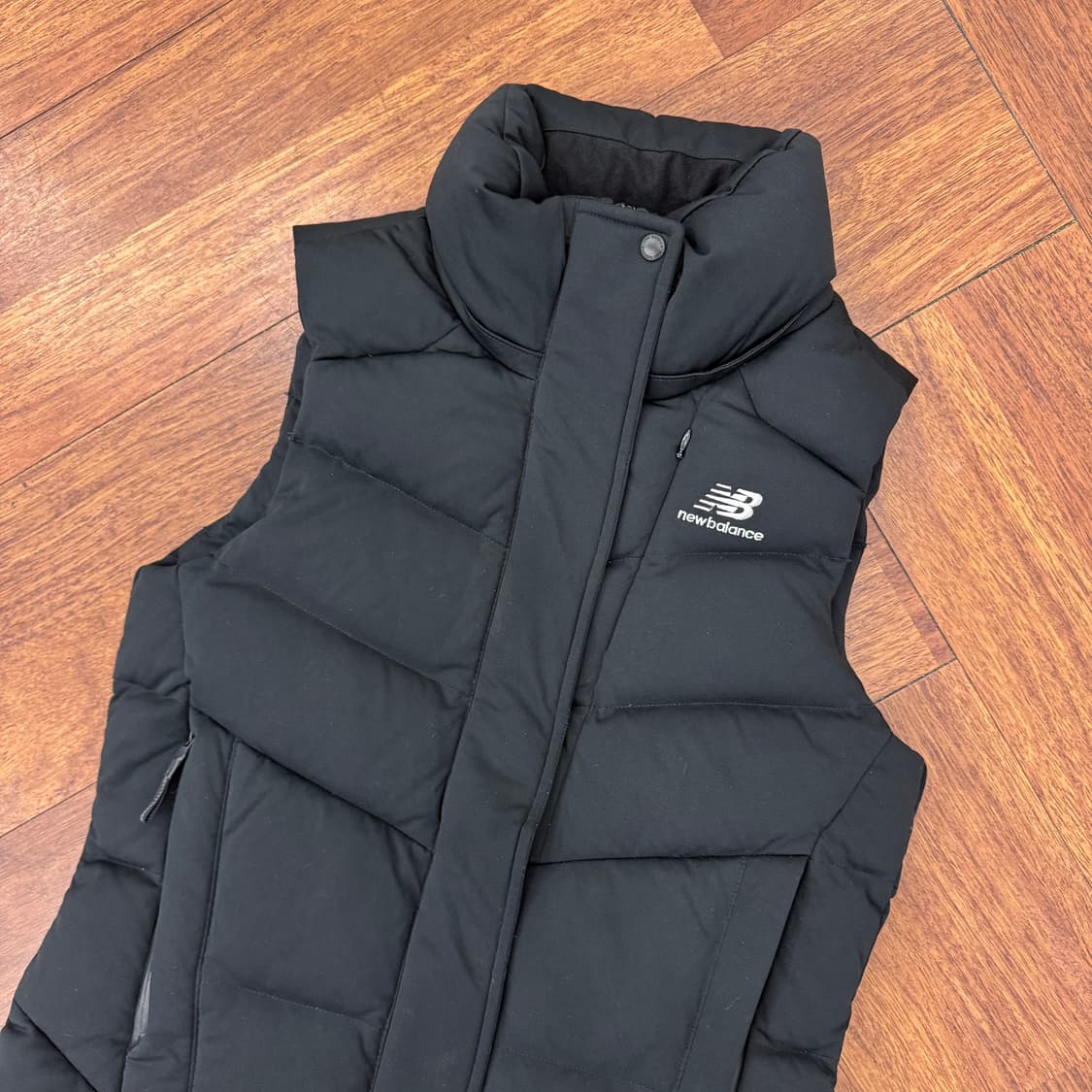 여성용 S 뉴발란스 블랙 덕 다운 패딩 베스트 조끼  상품이미지3