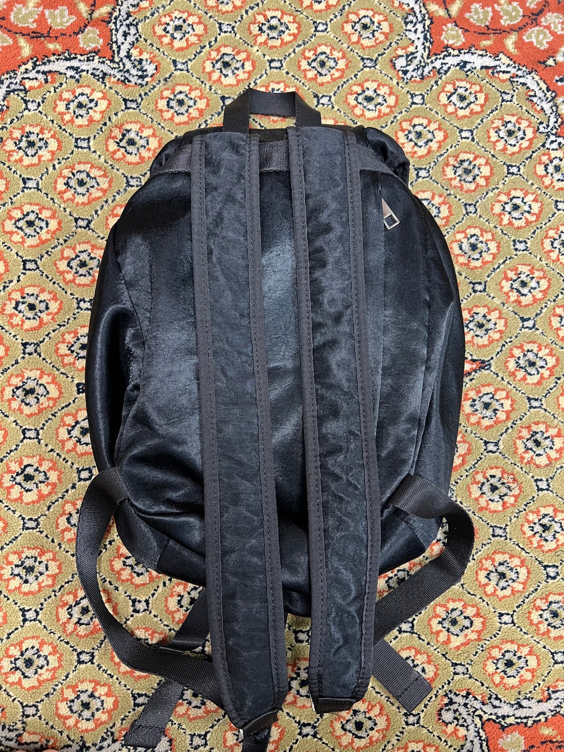 [OS] 레이브(RAIVE) 보닛 새틴 백팩 블랙 상품이미지2