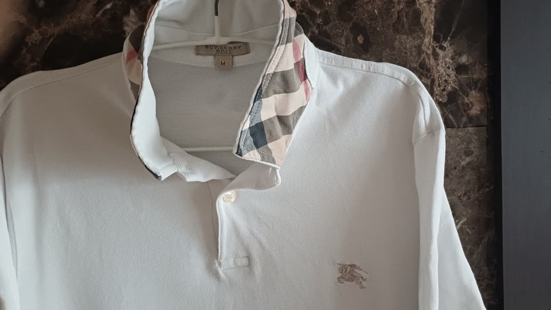 버버리 화이트 카라티 상품이미지1