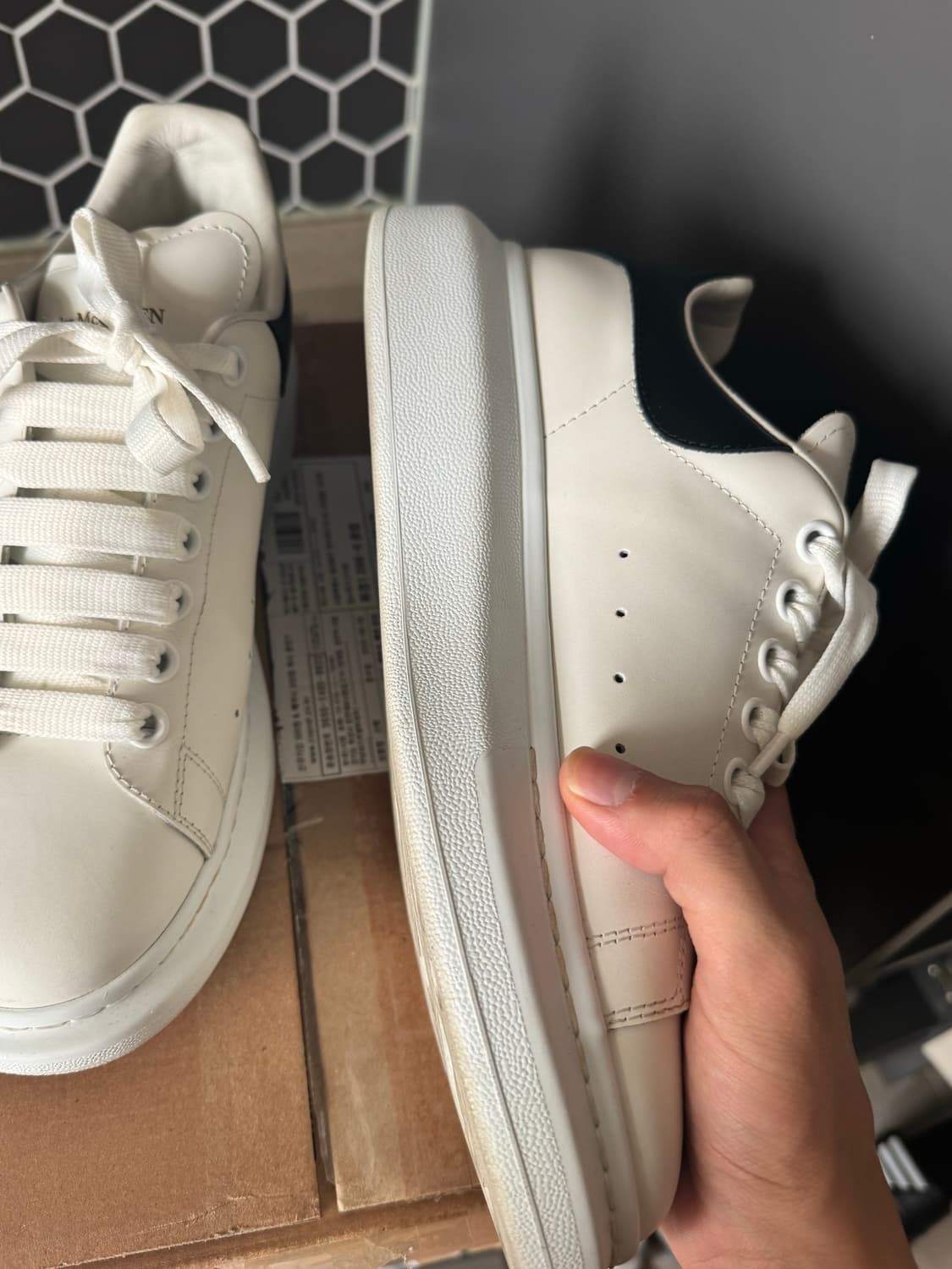 알렉산더맥퀸 오버솔 42 상품이미지2