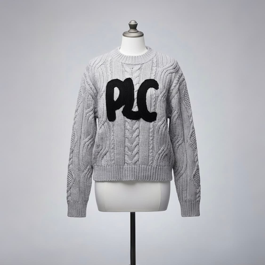 플레이스스튜디오 꽈배기 로고 라운드넥 스웨터 니트 상품이미지1