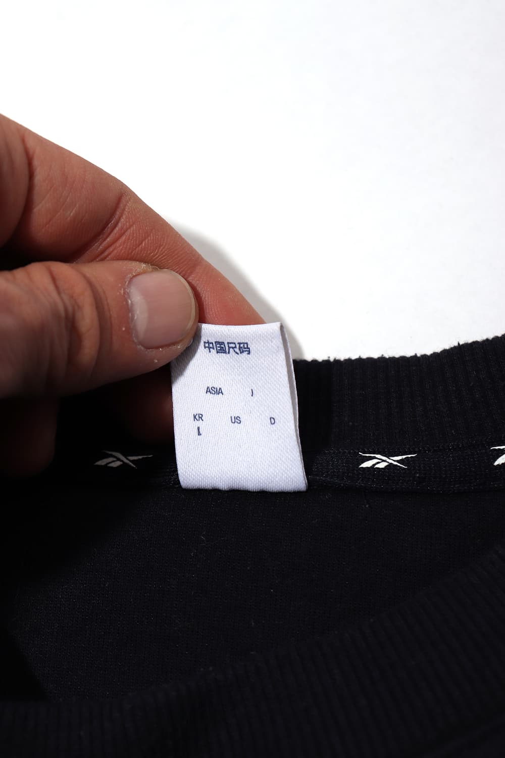 REEBOK 빅로고 네이비 맨투맨 size L 상품이미지5