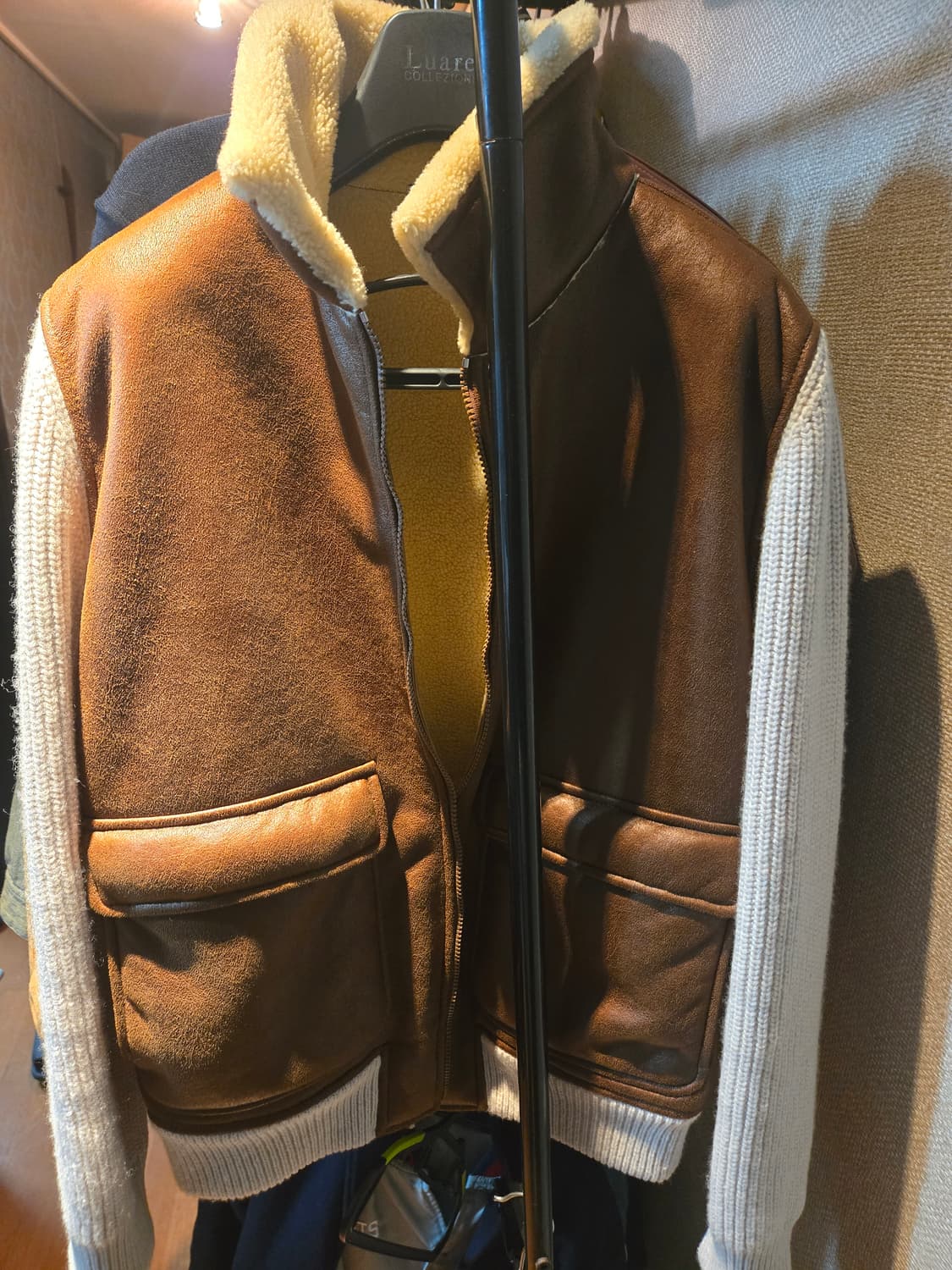 그란싸소 니트 슬리브 가죽 하이브리드 자켓 니트패딩 상품이미지1