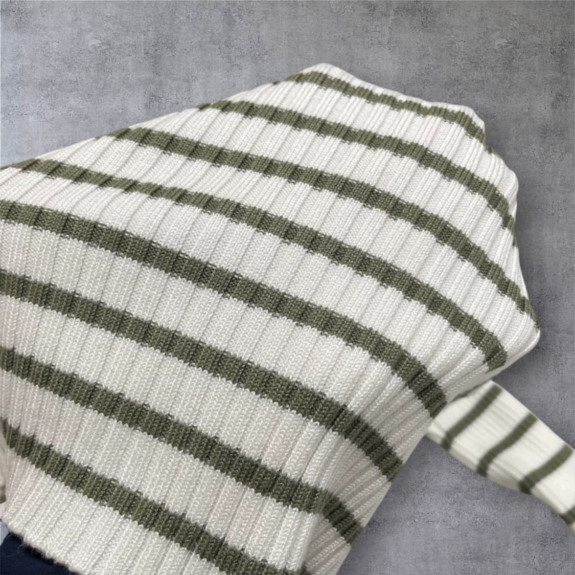 아베크롬비  화이트 그린 슬림핏 골지 카라 니트 셔츠 가디건 XS 상품이미지5