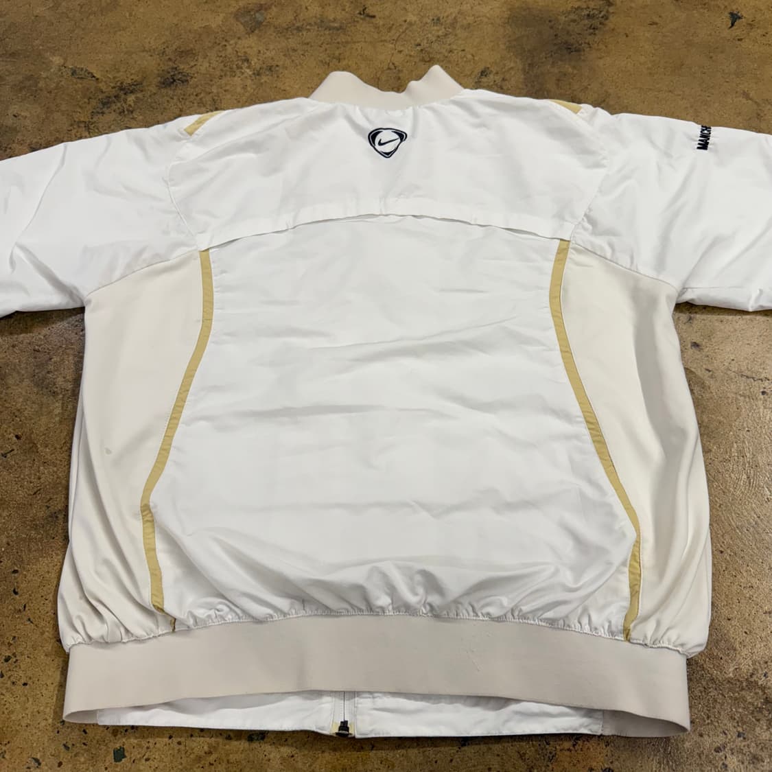 나이키 맨유 흰골 흰금 바람막이  상품이미지4