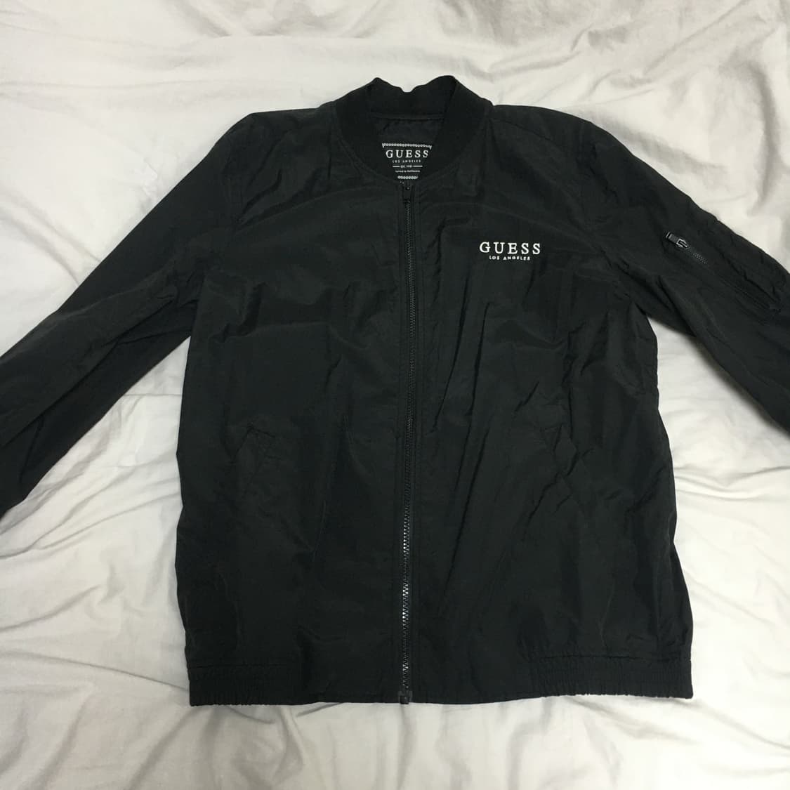 게스 바람막이 상품이미지1