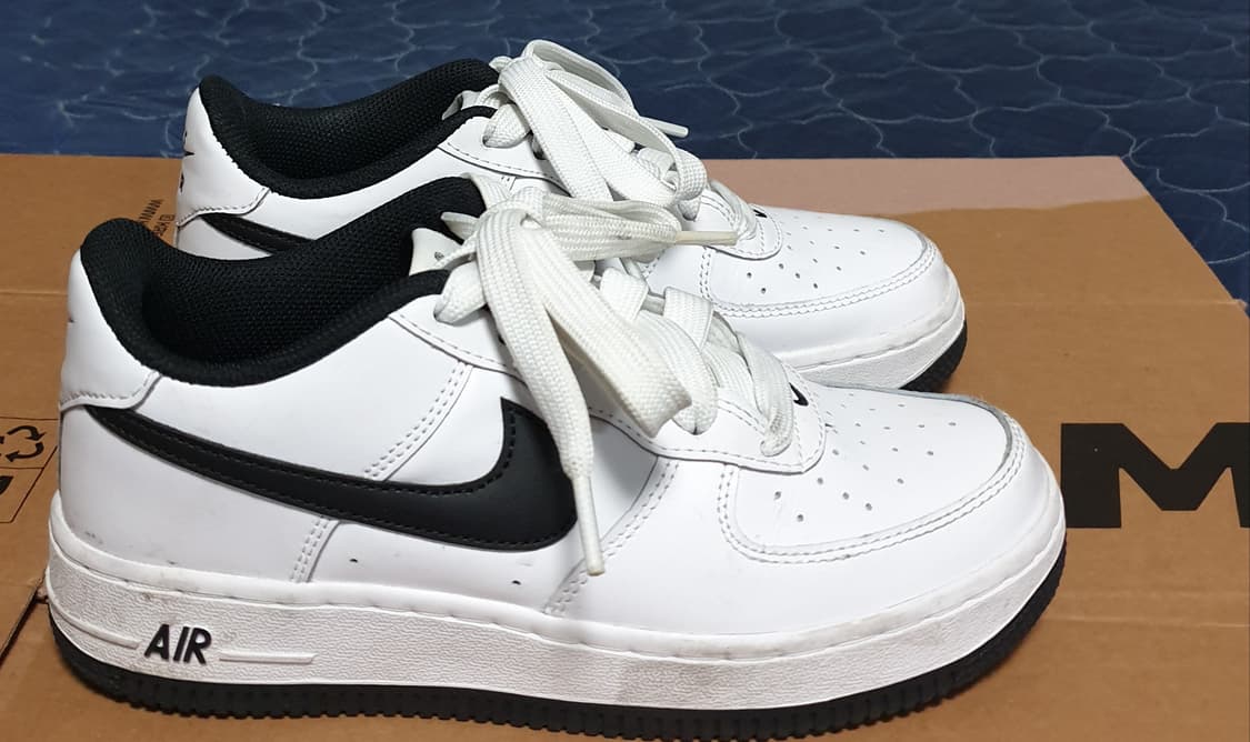 나이키 에어포스1 LV8 화이트블랙 (235) 상품이미지2