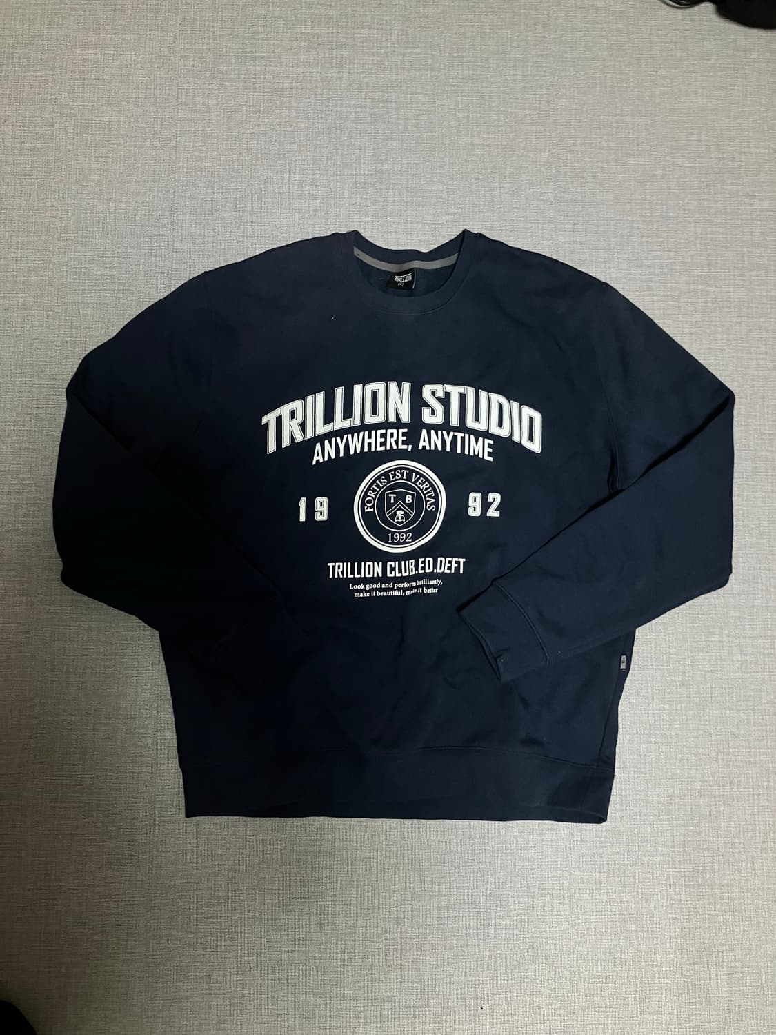 Trillion 올드스쿨아메카지 중앙로고 스웻셔츠맨투맨 상품이미지1