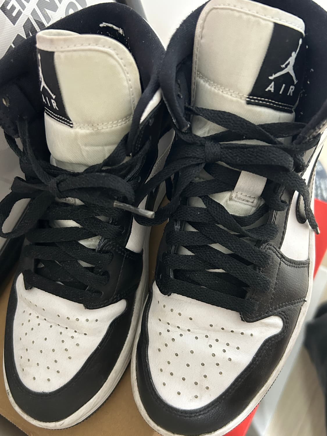 조던 1 미드 240 상품이미지3