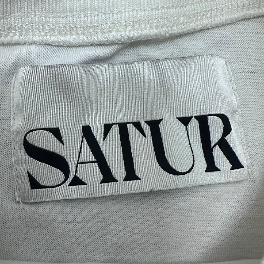 SATUR 세터 그래픽 반팔티셔츠 100(L) 상품이미지4