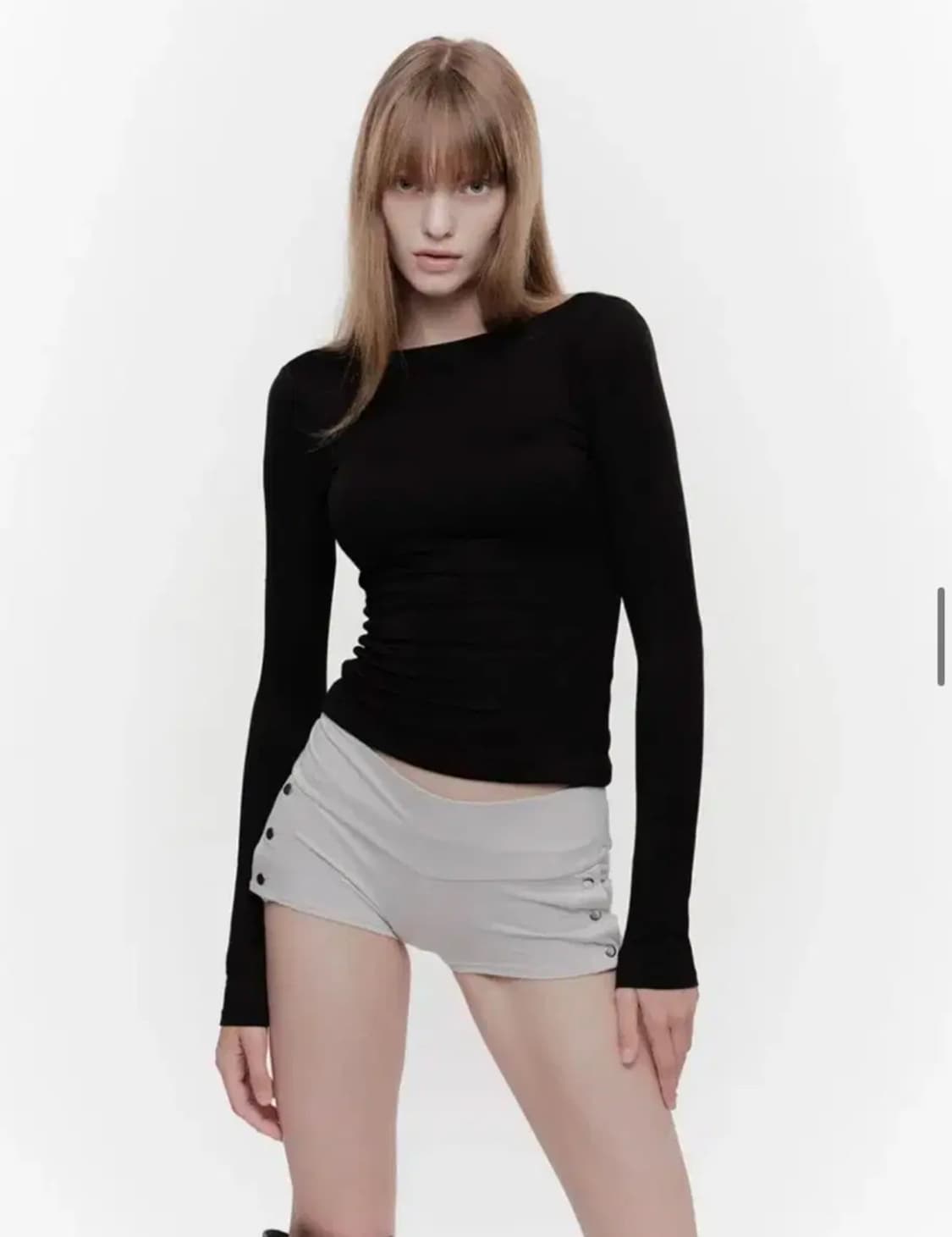 2000아카이브스 딥 스쿱 백 컨투어 티 (블랙) 상품이미지2