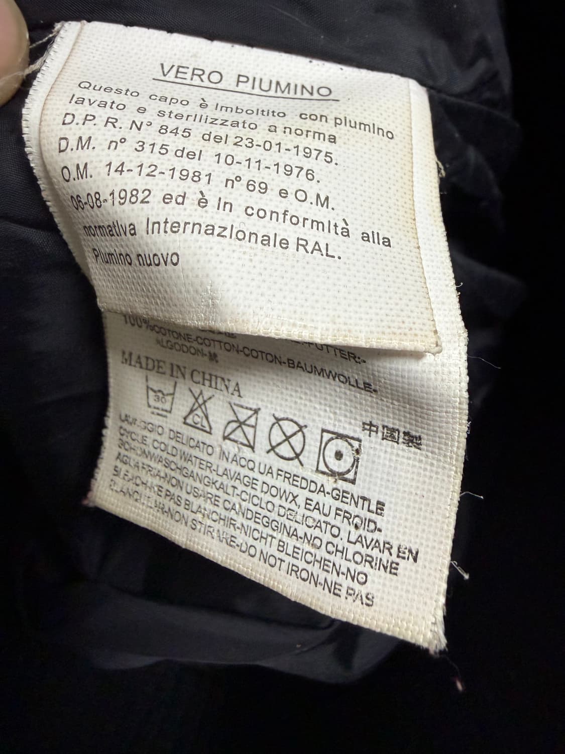 디스퀘어드 Dsquared² “Fighting Dudes” 다운 재킷 상품이미지4