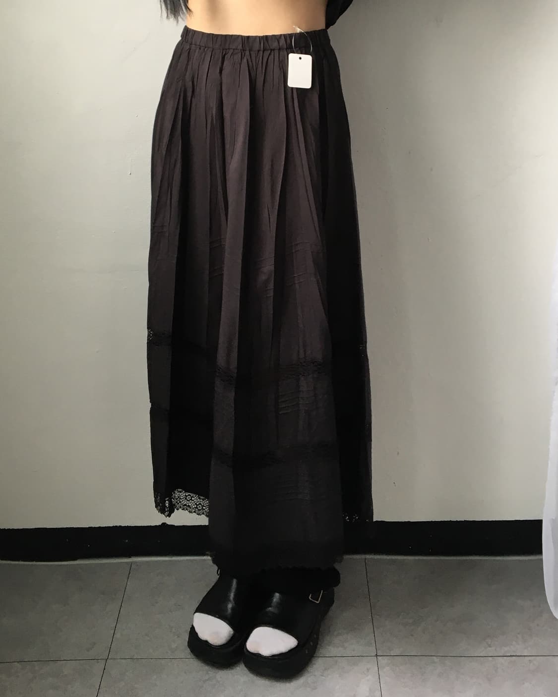 Lace trimming pleats skirt 상품이미지5