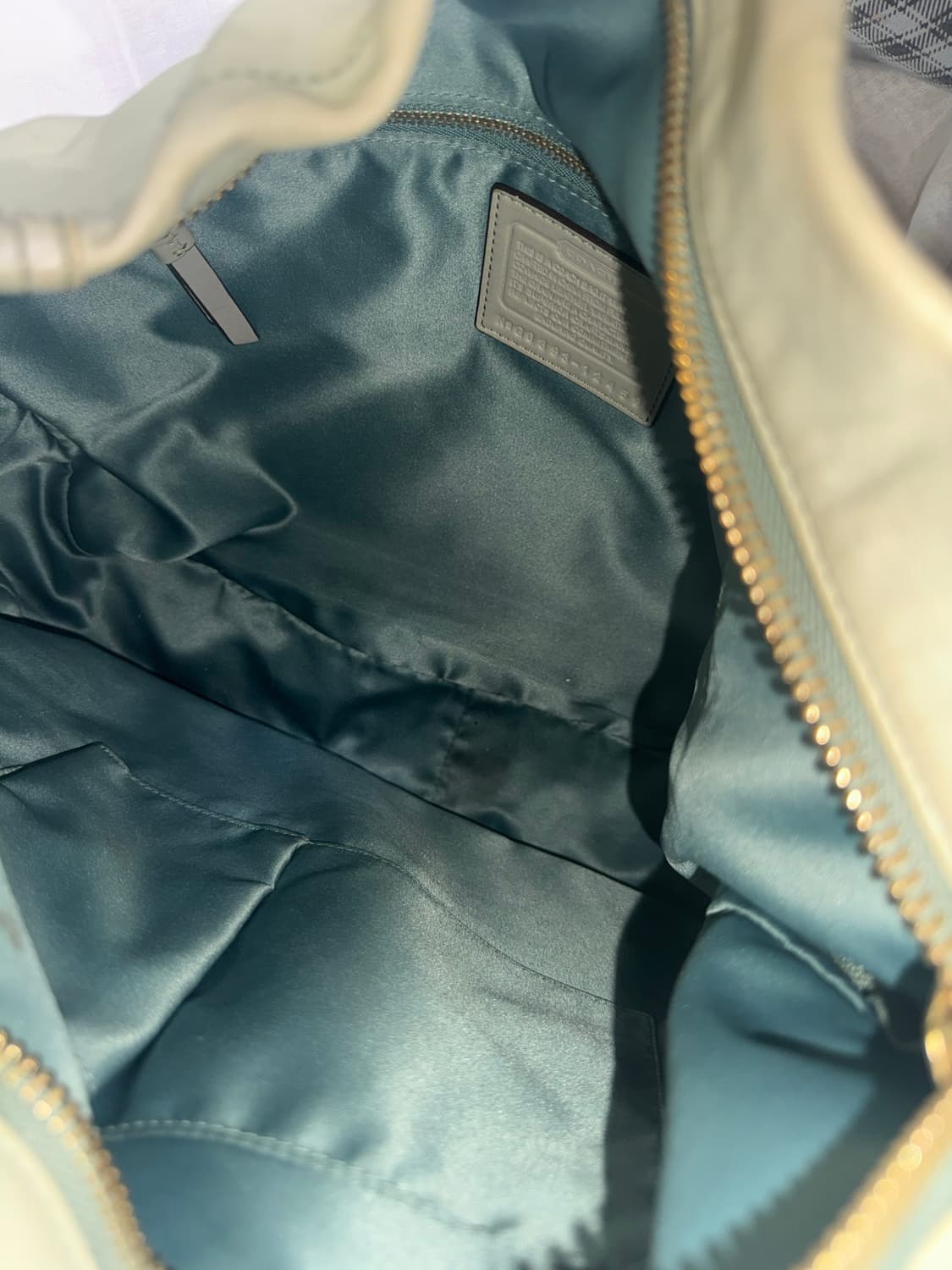 코치 가죽 숄더백 상품이미지5