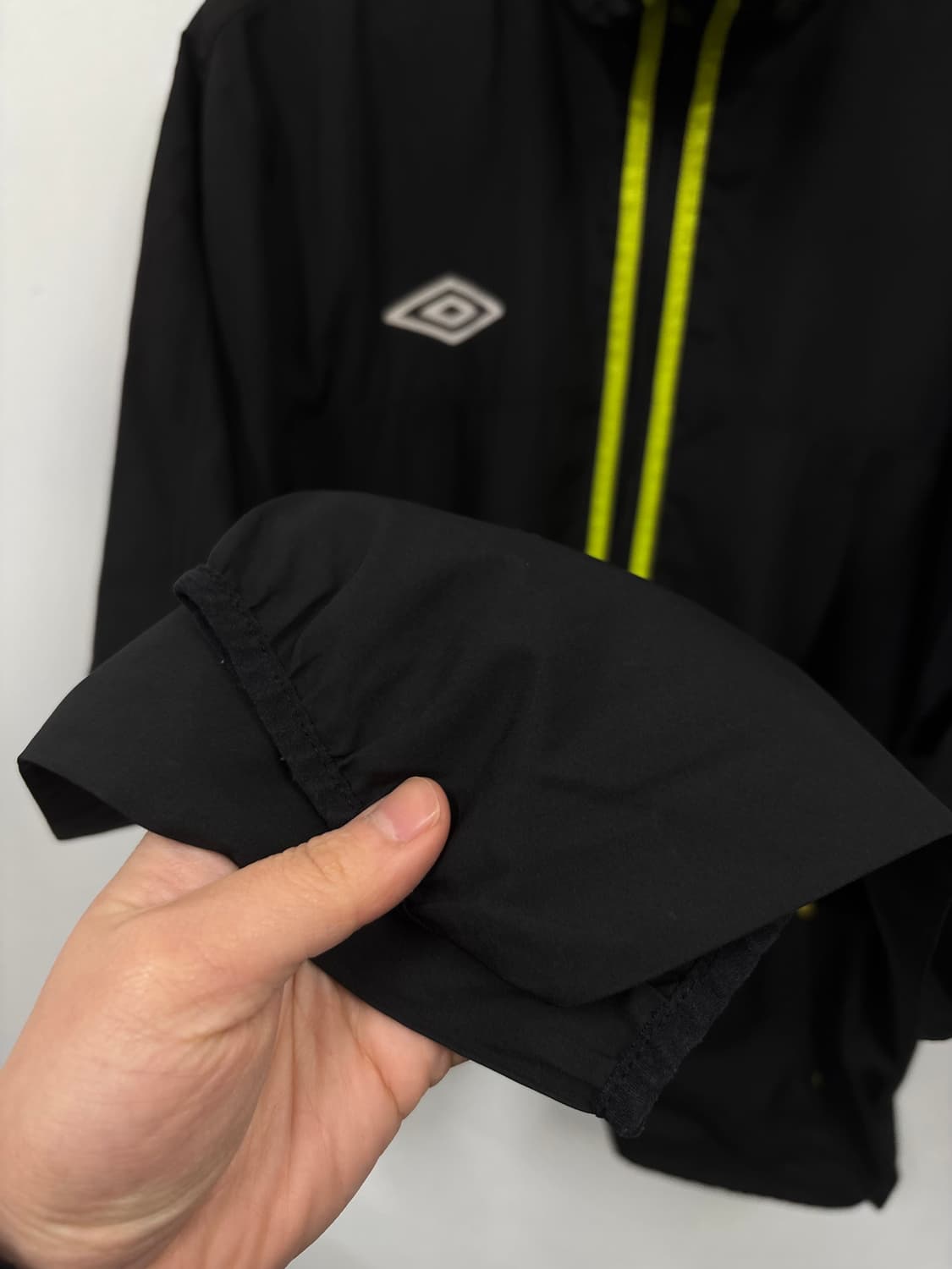 엄브로 바람막이 상품이미지2