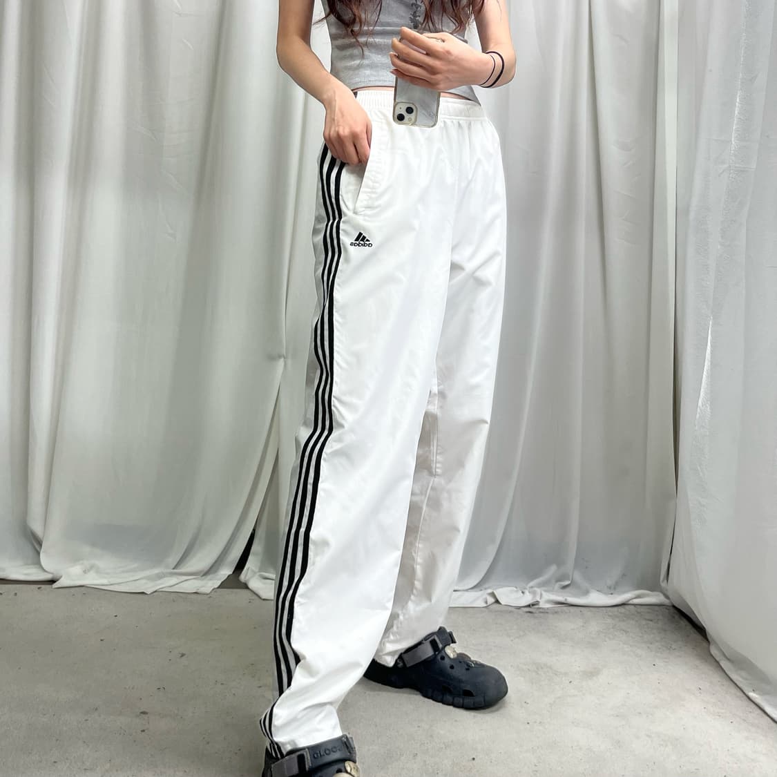 Adidas 00‘s white track pants 상품이미지1