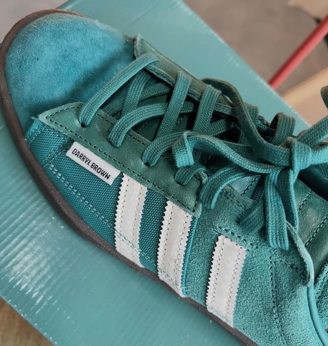 아디다스 X 데릴브라운 스페샬 에디션 컬러 상품이미지2