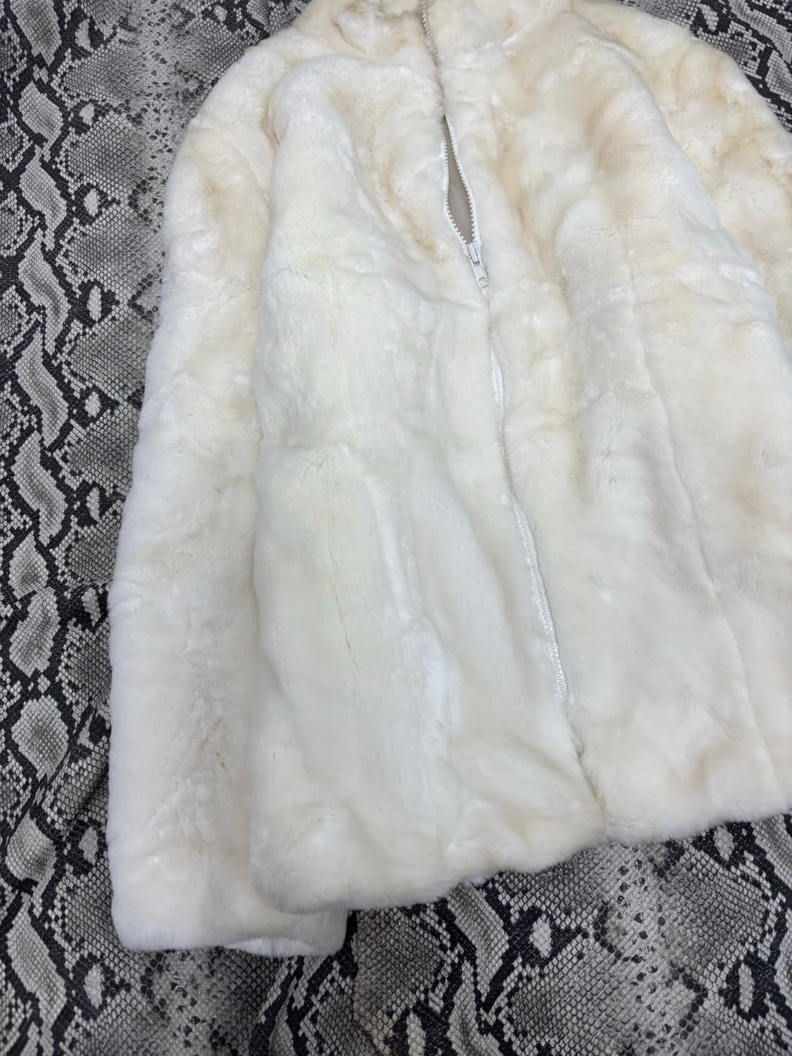 Y2K White&Ivory fleece Zip Up 상품이미지6