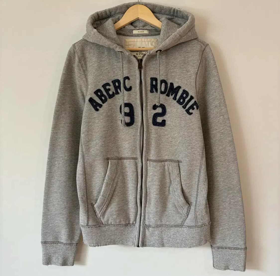 아베크롬비 회색 후드 집업 상품이미지1