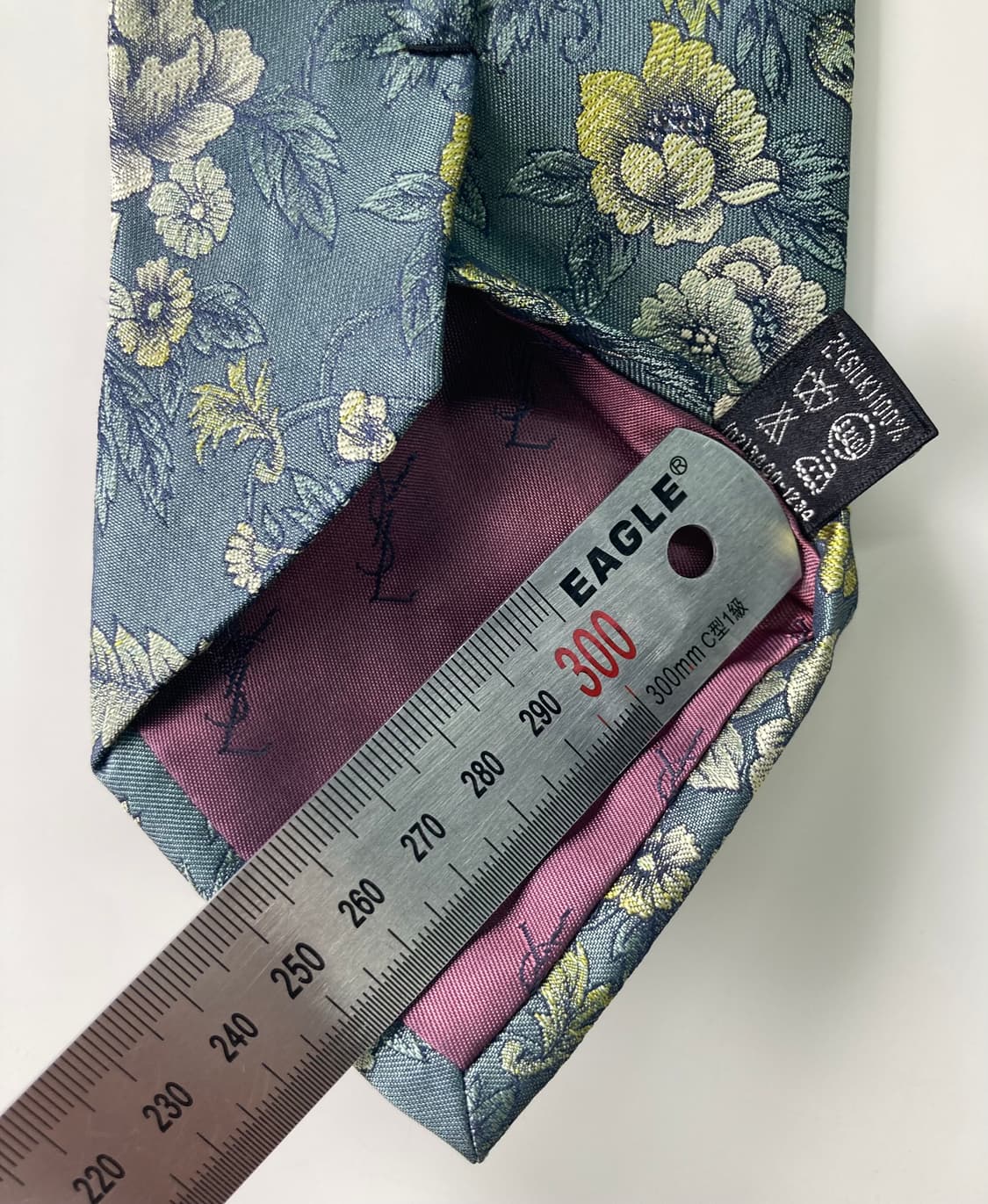 입생로랑 넥타이 상품이미지4