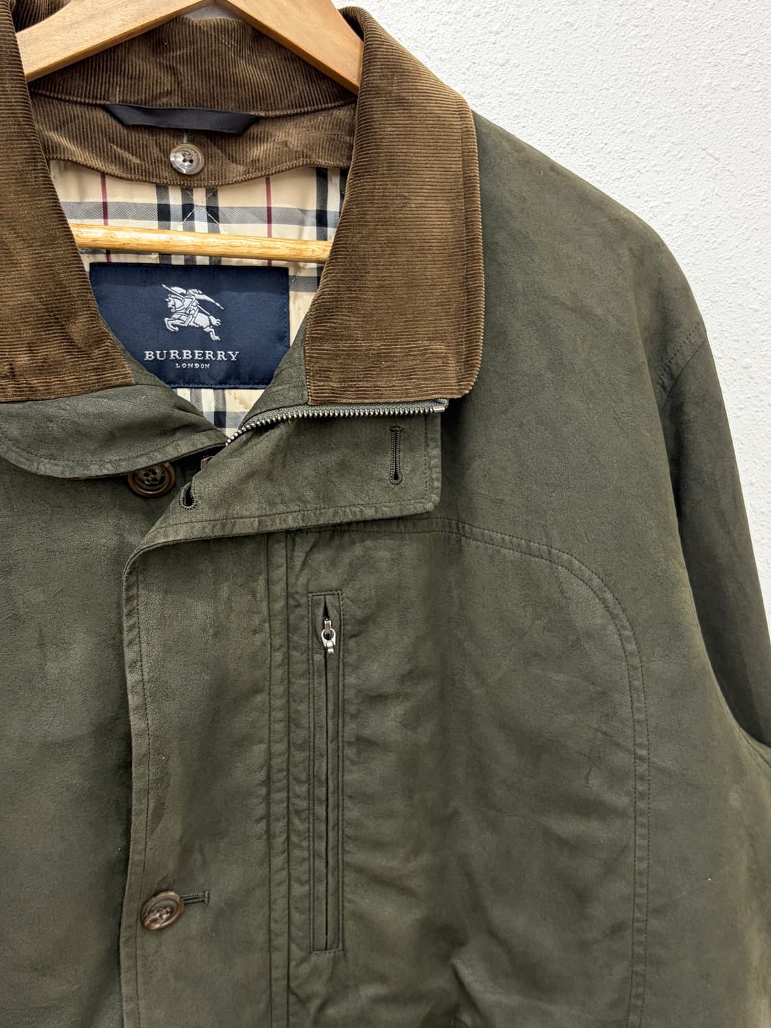 버버리 런던 체크 안감 코듀로이 카라 자켓 상품이미지2