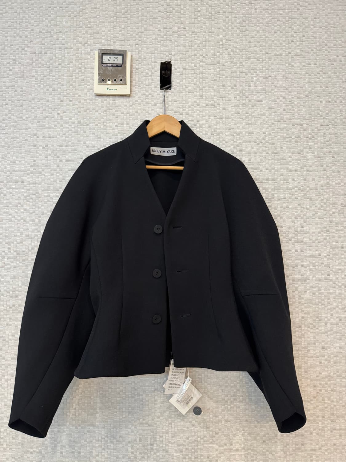 이세이미야케 암스 자켓 블랙 상품이미지4