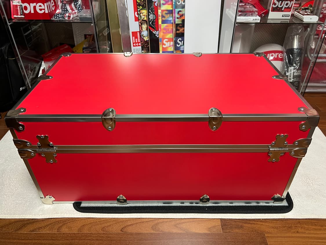 슈프림 라이노 트렁크 레드 상품이미지2