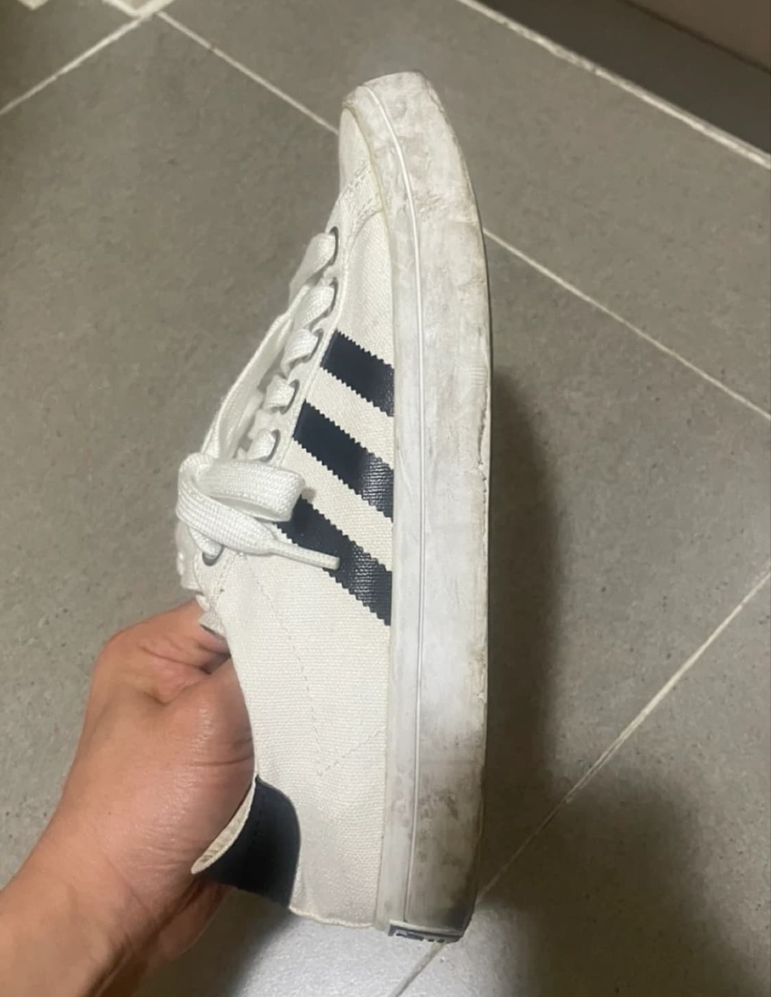 아디다스 로우 스니커즈 235mm 상품이미지3