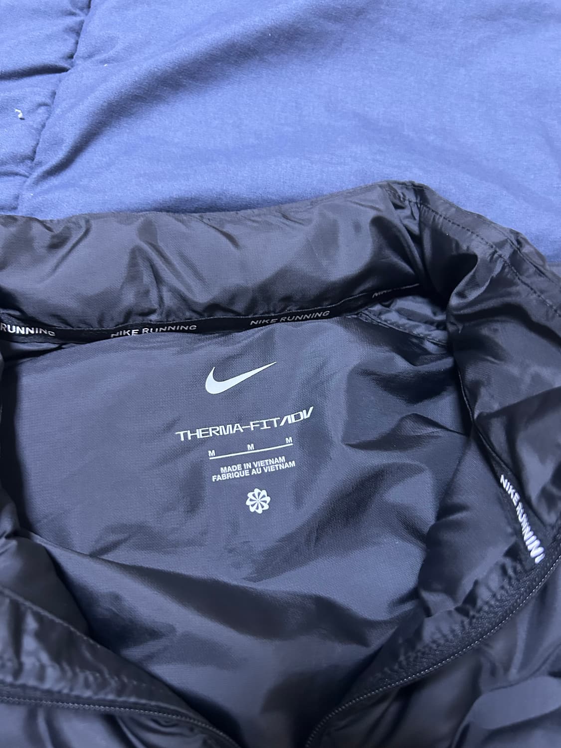 나이키 써마핏 ADV 에어로로프트 리펠 다운 러닝 자켓 블랙 상품이미지4