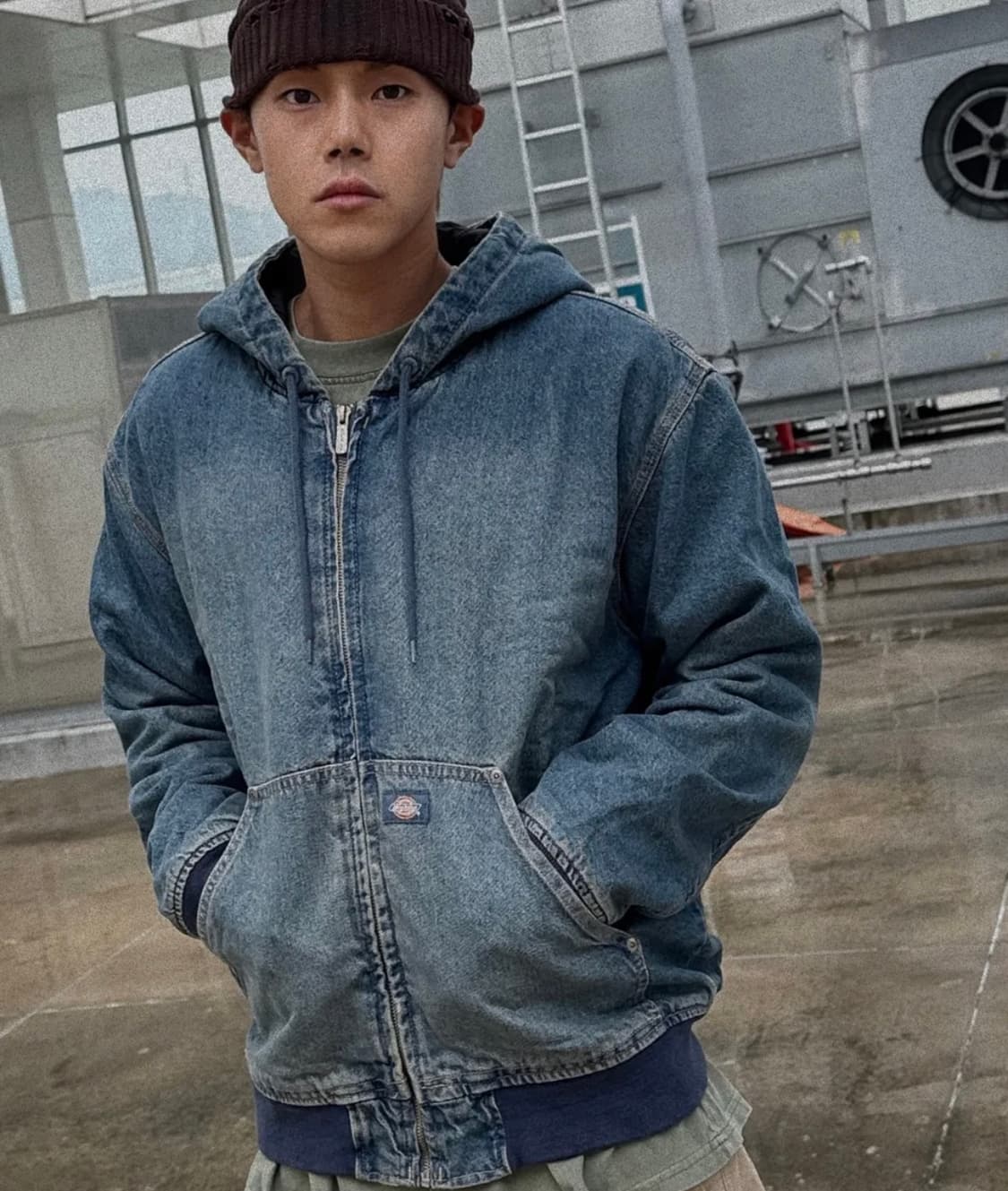 디키즈 릴렉스드 데님 후드집업 카키 틴티드 블루 상품이미지1