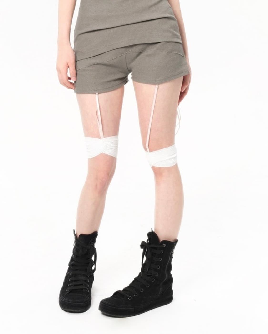 오스하이 밴디지 가터 쇼츠 + 반팔티셔츠 상품이미지3