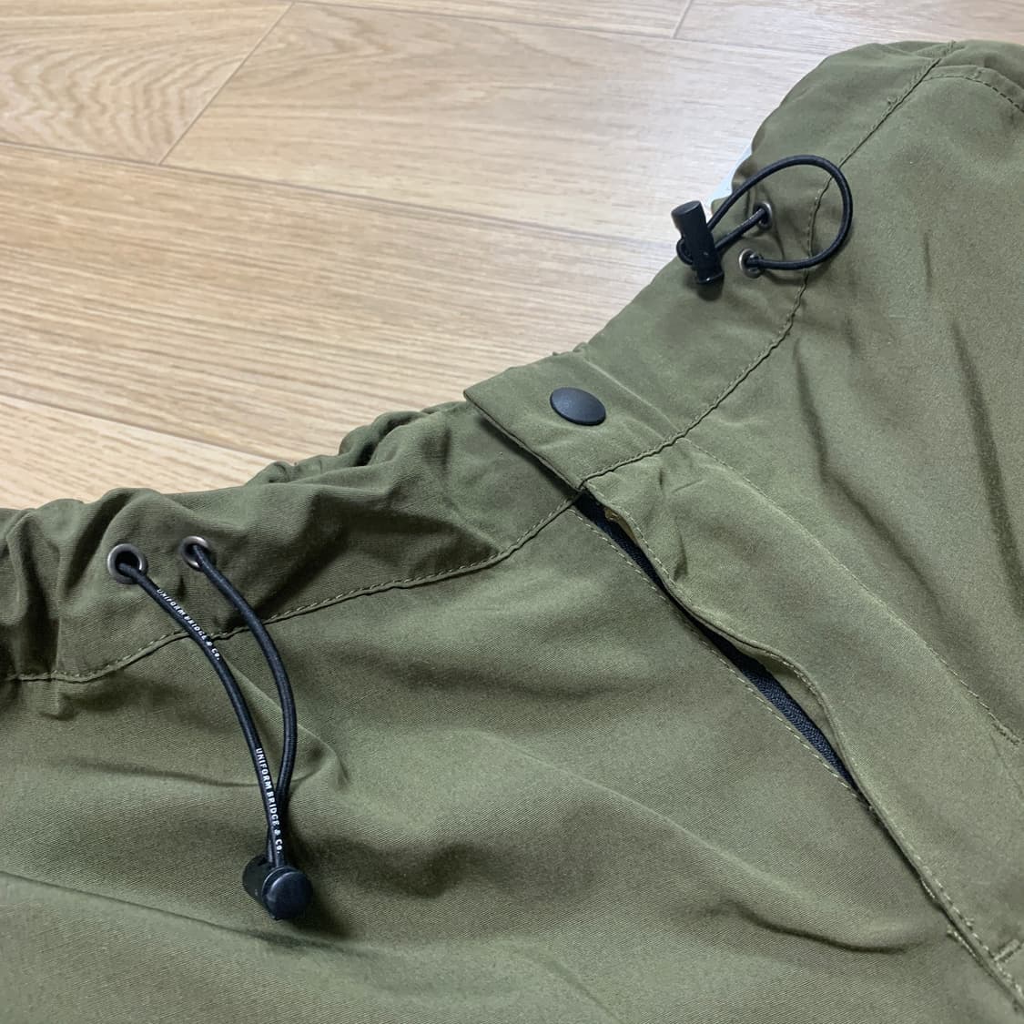M]유니폼브릿지 UNIFORM BRIDGE 입체 턱 카고 조거 팬츠 상품이미지6