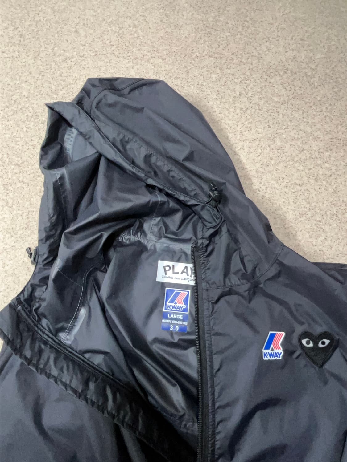 꼼데x까웨 바람막이 상품이미지2