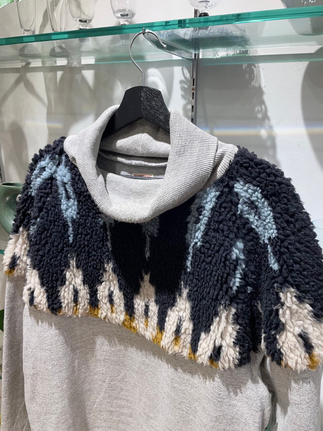 캐피탈 boa fleece crewneck 상품이미지3