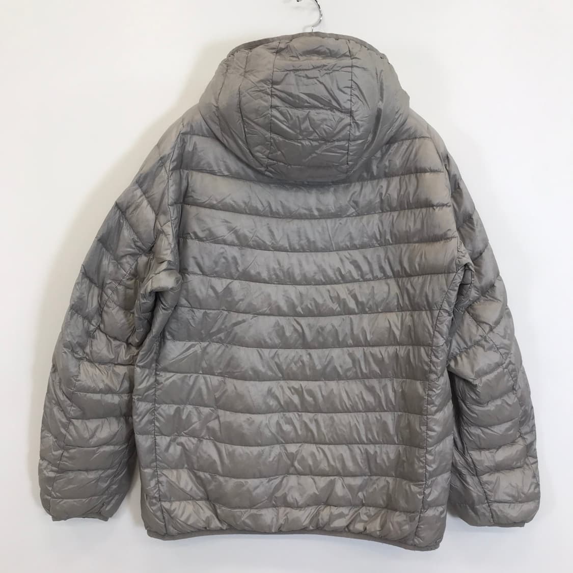 유니클로 울트라라이트 후드다운 그레이 [2XL] 상품이미지4
